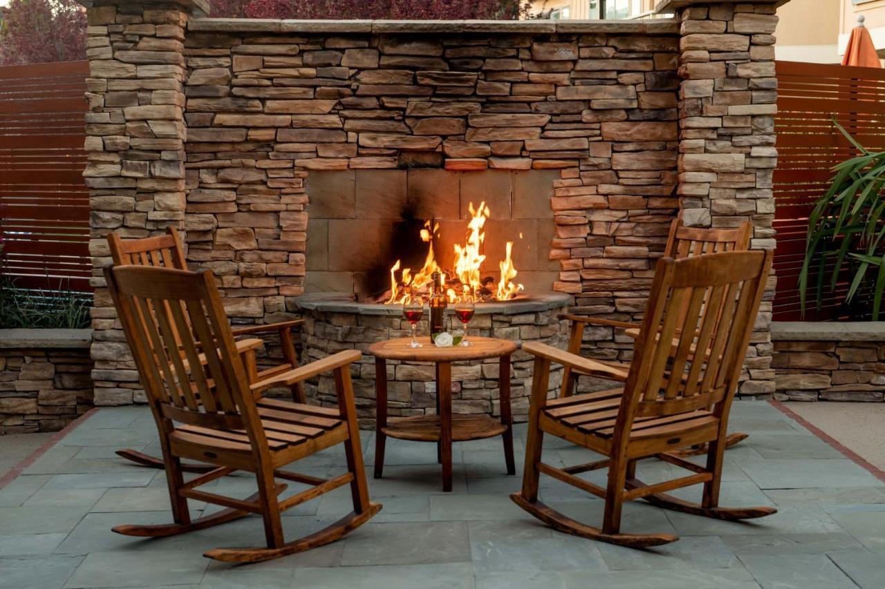 The Lodge At Tiburon Exterior photo